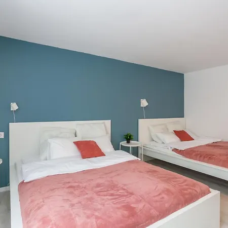Apartman Kényelmes, légkondicionált ház medencével Siófok